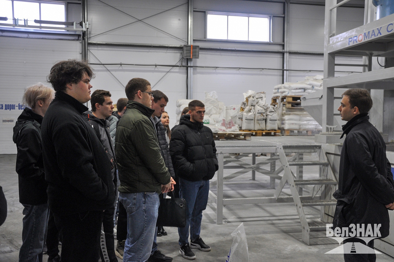 Компанию БЕЛЗНАК с экскурсией посетили студенты 4 курса Белгородского Государственного Технологического Университета имени В.Г. Шухова